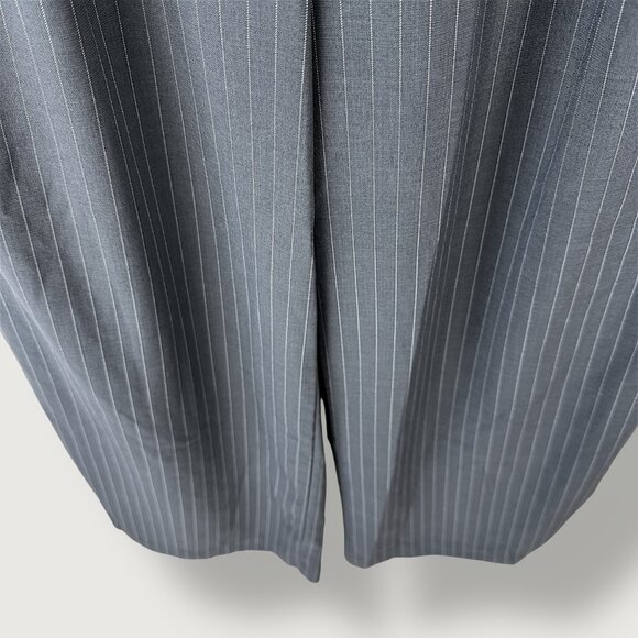 GLASSONS | 10 | High-Waisted Pinstripe Pants | Grey | Classic | Office | Basics - Picture 6 of 16